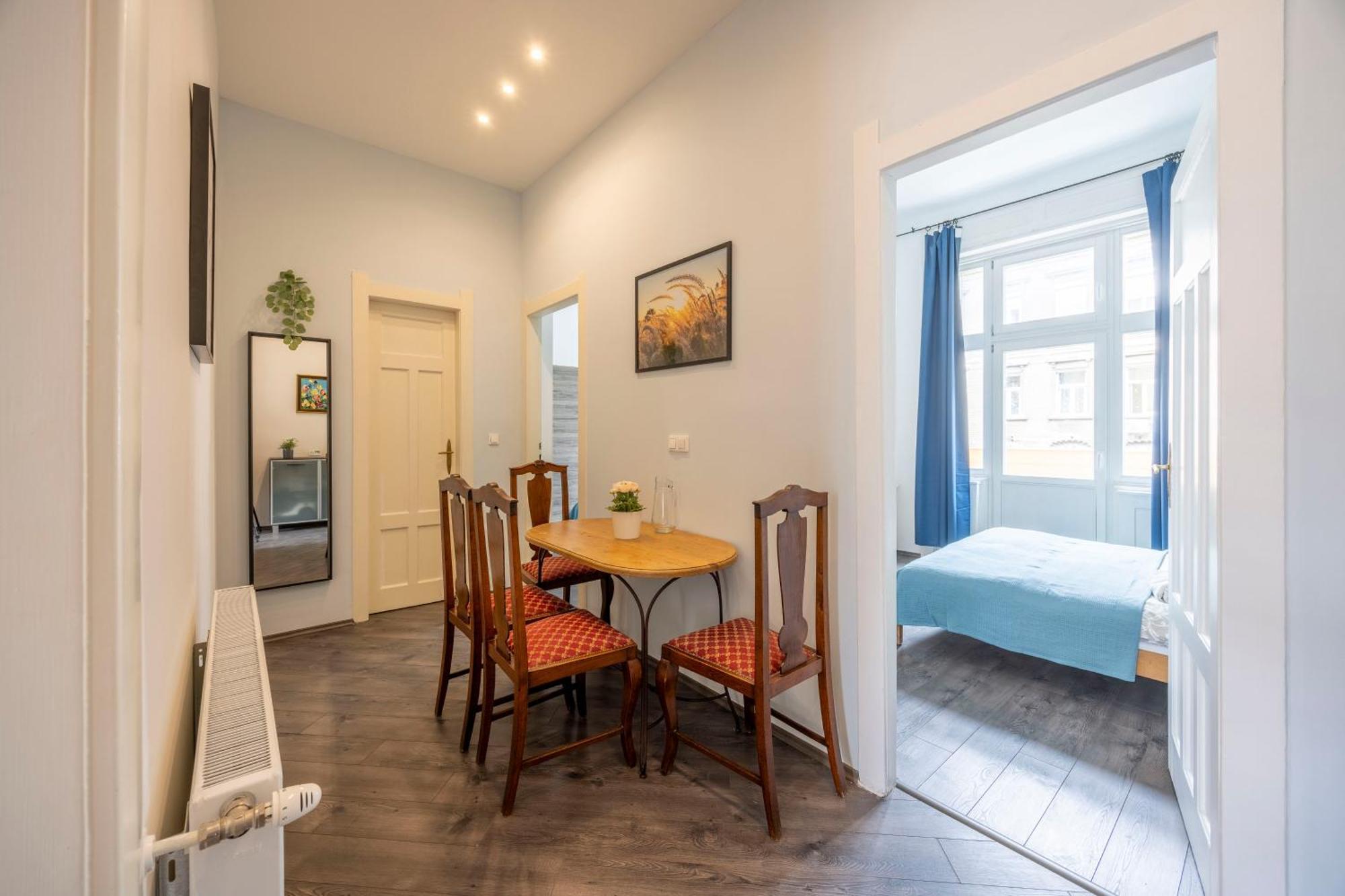 Explore From A Cozy & Sweet Retreat Lejlighed Budapest