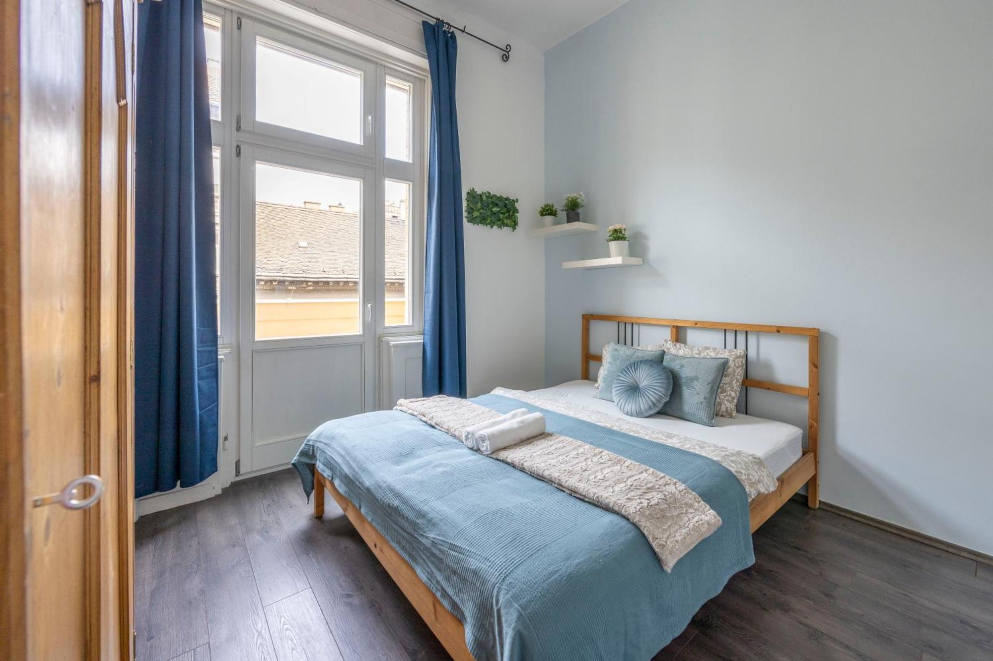 Explore From A Cozy & Sweet Retreat Apartamento Budapeste